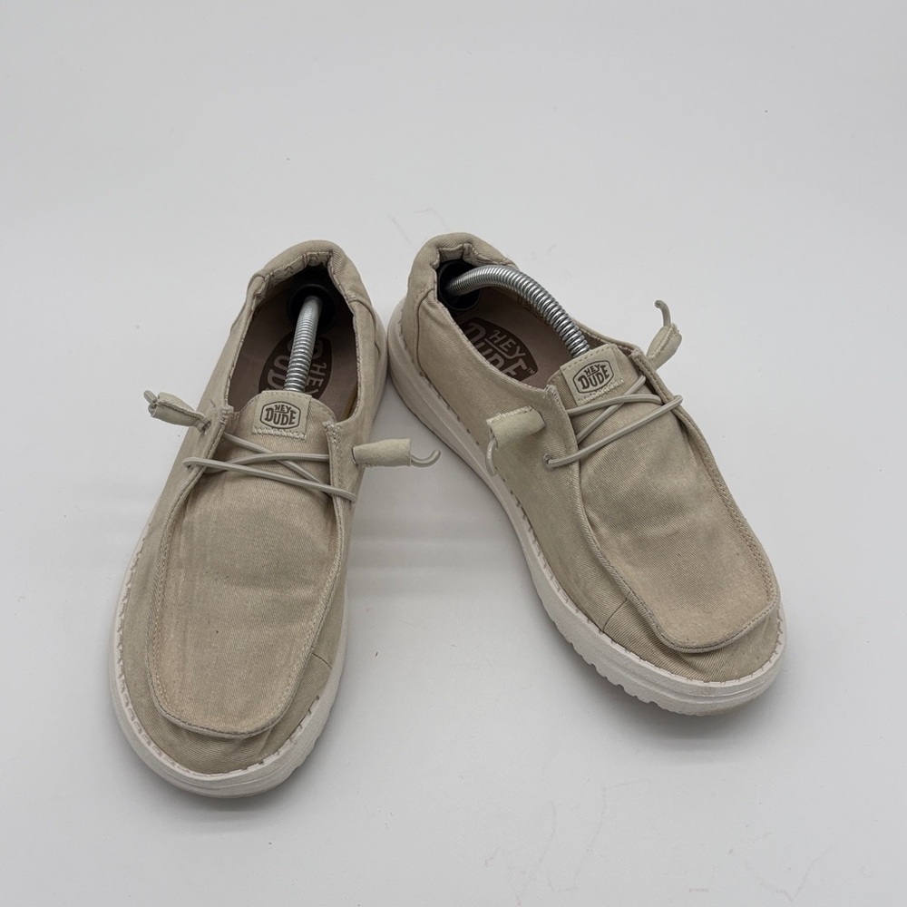 Hey Dude Wendy Cream Stretch Canvas Slip On Shoes Women Size 7 BLEMISH